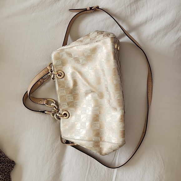 MICHAEL Kors Cynthia Sachel Gold and Tan. MSRP 450 - Picture 1 of 15